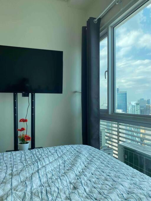 Makati Penthouse With Stunning City Skyline View Manilla Buitenkant foto