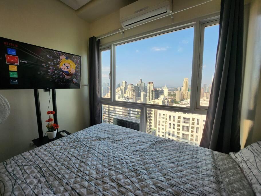 Makati Penthouse With Stunning City Skyline View Manilla Buitenkant foto
